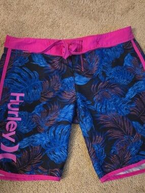 Hurley Blue and Pink Tropical Print Women’s Shorts
